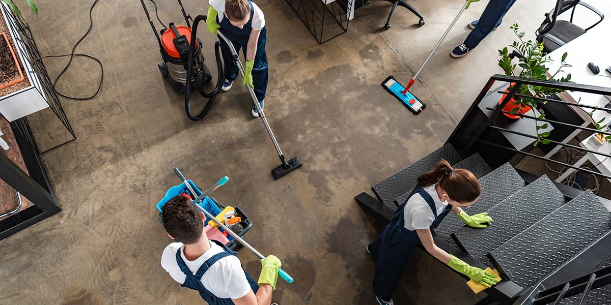 what is the difference between janitorial and cleaning services